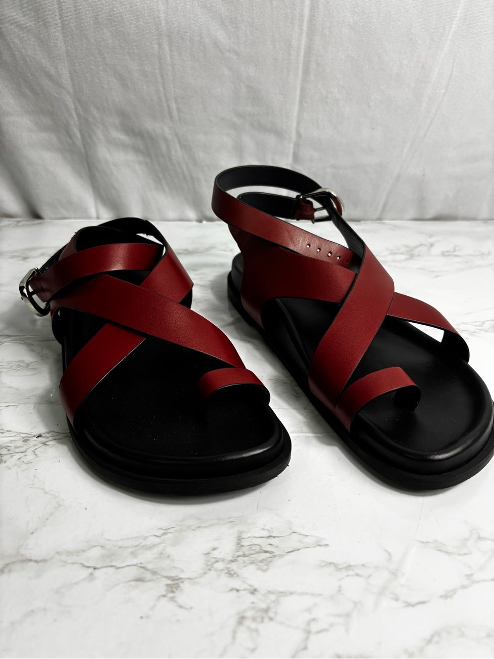 Free People Anya Leather Crisscross footbed Sandal in deep ride size 9 like new